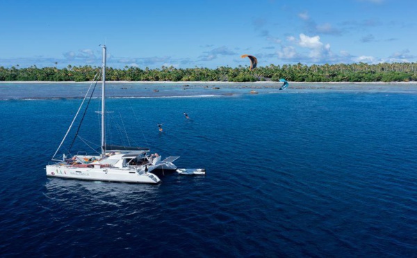 Les voiliers contraints dans le lagon de Fakarava