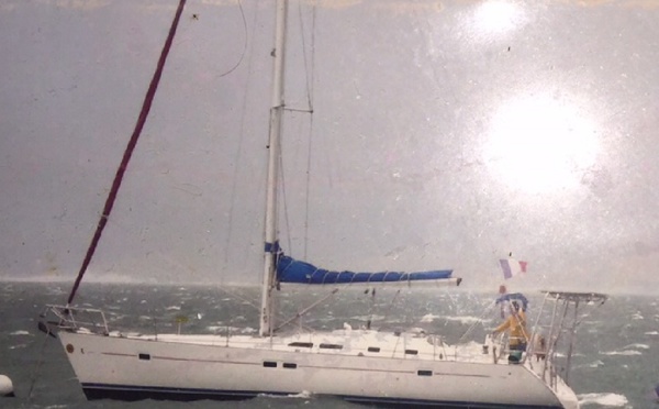 Le voilier Rua Mata I retrouvé : les trois personnes à bord vont bien
