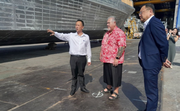 Brotherson “tout sauf en balade” à Singapour