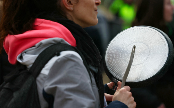 Polluants éternels: les PFAS dans le viseur des députés, le gouvernement réservé