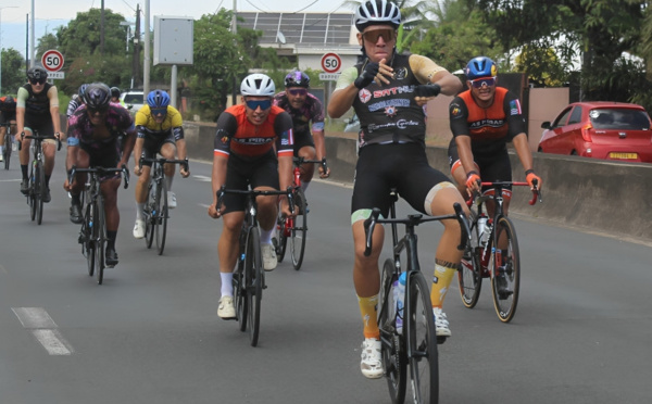 Kahiri Endeler démarre fort la Coupe Tahiti Nui de cyclisme