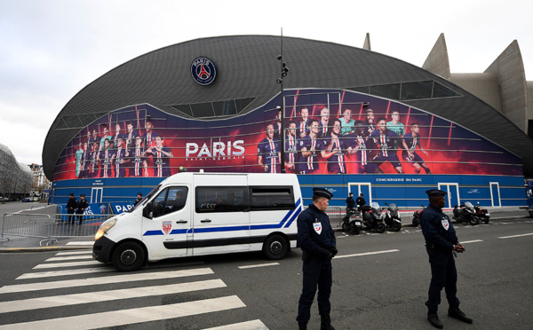 Ligue des champions: sécurité "considérablement" renforcée à Paris après une "menace" de l'EI