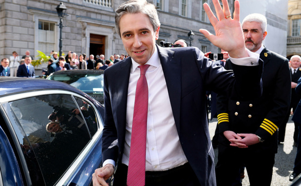 Irlande: Simon Harris espère apporter "une nouvelle énergie" à la coalition au pouvoir
