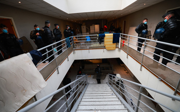 Le plus grand squat de France, au sud de Paris, évacué, avant les JO