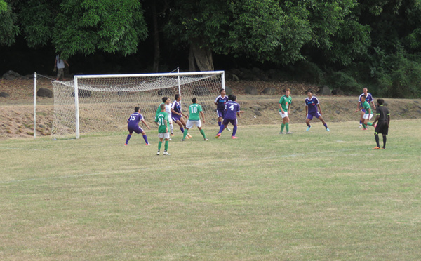 Football : ​Tiare Hinano remonte aux dépens de Tiare Tahiti
