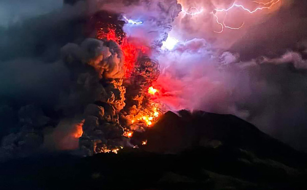 Crédit Handout / Center for Volcanology and Geological Hazard Mitigation / AFP