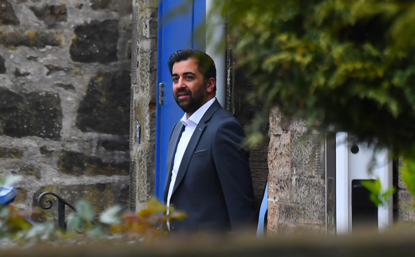 Le Premier ministre indépendantiste écossais Humza Yousaf démissionne