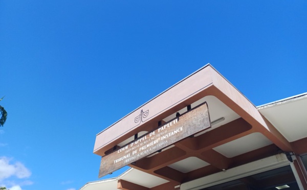 ​Le père Noël Nohotemorea sera jugé pour abus de confiance