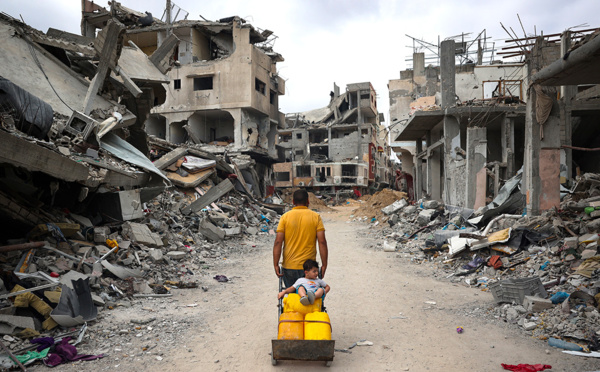 Des destructions "sans précédent", selon l'ONU, à Gaza, où une trêve se fait attendre