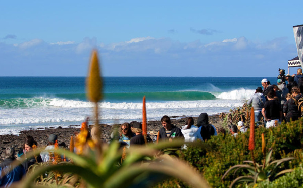 Surf Pro – World Tour #6 : Michel Bourez débutera le J-Bay Open après 4 points de suture sous le pied.