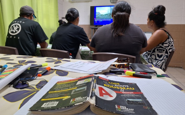 Des sessions d’examen du code à Taravao