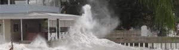 Le cyclone Raquel a fait au moins une victime et 8 disparus