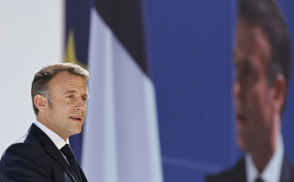 Nouvelle-Calédonie: Macron propose aux parties locales une rencontre à Paris pour relancer le dialogue