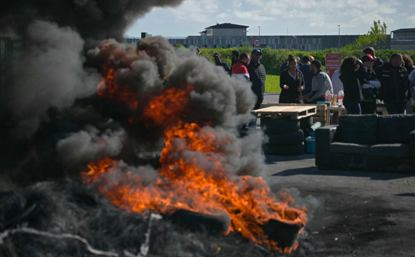 Attaque d'un fourgon pénitentiaire: troisième journée de blocage des prisons