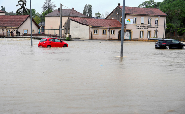 En vigilance rouge, la Moselle en proie aux inondations