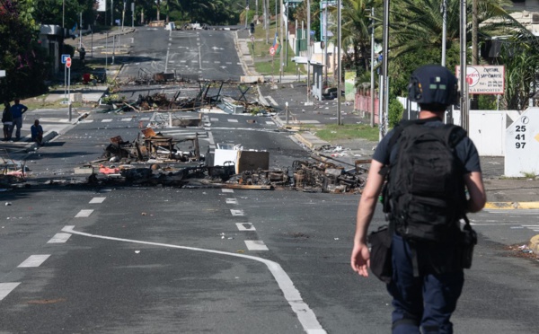 La Nouvelle-Calédonie "loin" de l'apaisement, six morts depuis le début des violences