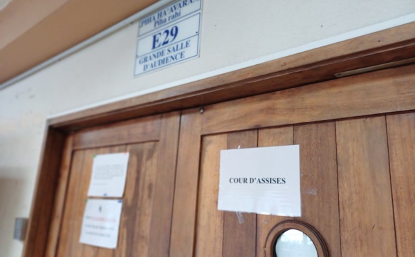 ​L'accusé peine à expliquer son geste