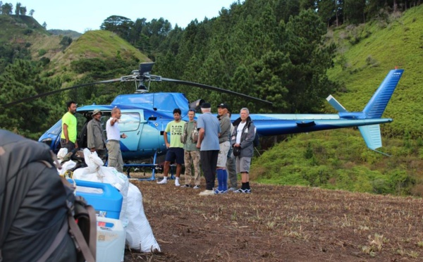 Des scientifiques sur le toit du fenua