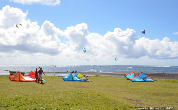 Interdiction du kitesurf à Moorea : un arrêté pris jusqu'en 2020