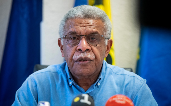 Le président de Nouvelle-Calédonie appelle à écrire "une nouvelle page"