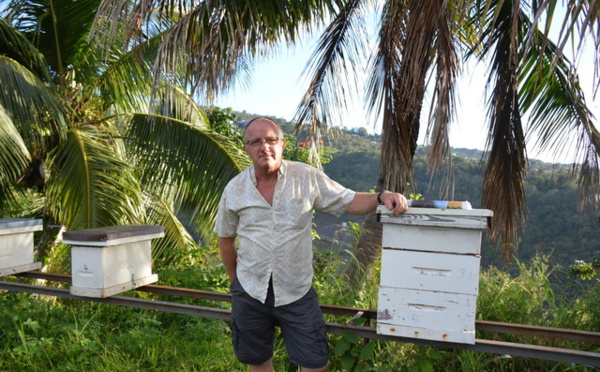 Stéphane Brouttier : "J'aimerais qu’on me laisse importer des semences d’abeilles"