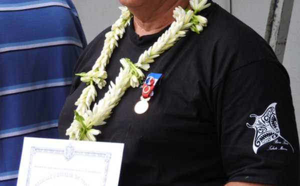 Mahinui Temarii a obtenu la Médaille Grand Or du Travail