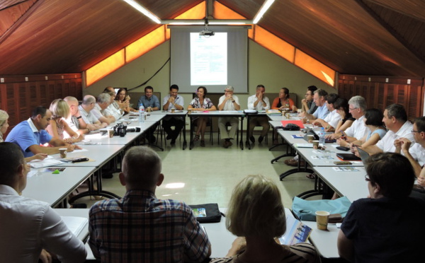 Réunion de préparation pour 19 cadres dirigeants de l’enseignement public