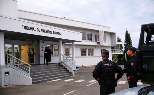 Nouvelle-Calédonie: les indépendantistes sous le choc après le transfert de militants en métropole