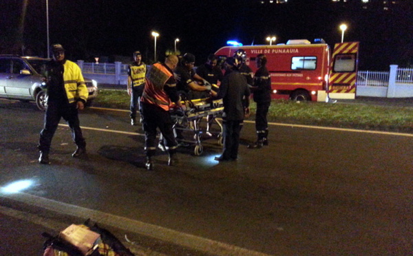 Il chute à scooter et se fait rouler dessus, le chauffard en fuite