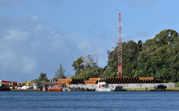 Boyer s’installe au quai de Tatutu
