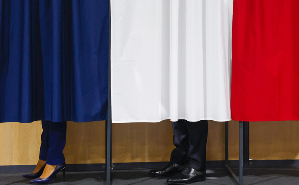 Législatives: succès surprise de la gauche, le RN se heurte au front républicain
