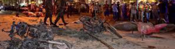 Au moins dix morts dans l'explosion d'une bombe en plein centre de Bangkok