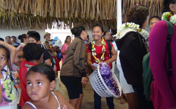 Les collégiens de Rimatara ont quitté leur île pour Rurutu