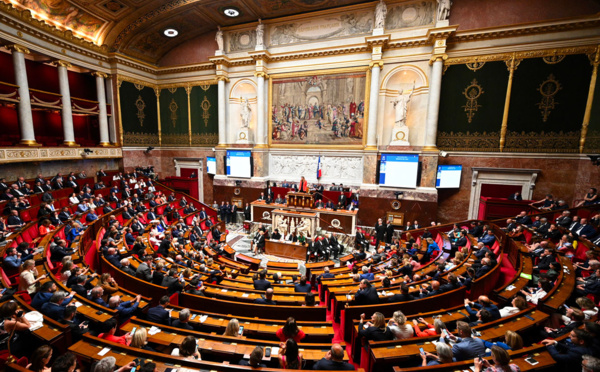 Assemblée: après la bataille du perchoir s'ouvre celle des postes-clés