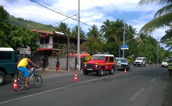 Accident et bouchon à Paea en direction de Papeete