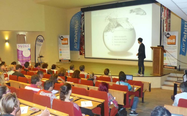 Trois professionnels du e-Business européen en conférence à Tahiti