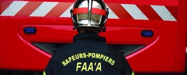 Une maisonnette en bois part en fumée à Faa'a