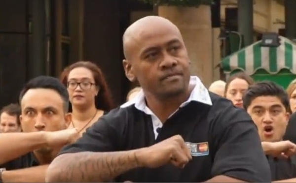 "Le Haka, Un moment précieux pour moi", la réponse de Jonah Lomu aux Anglais