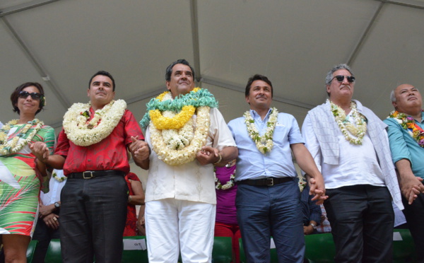 Fritch : "Regardez-nous ! Tous les maires sont avec ce gouvernement !"