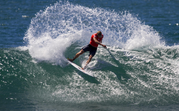 Surf Pro – Mick Fanning : Après le requin à J Bay, la victoire en Califonie !