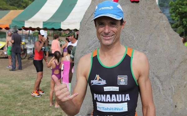 World Triathlon 2015 – Frédéric Tête, médaillé d’or, mais pas aux couleurs de Tahiti.