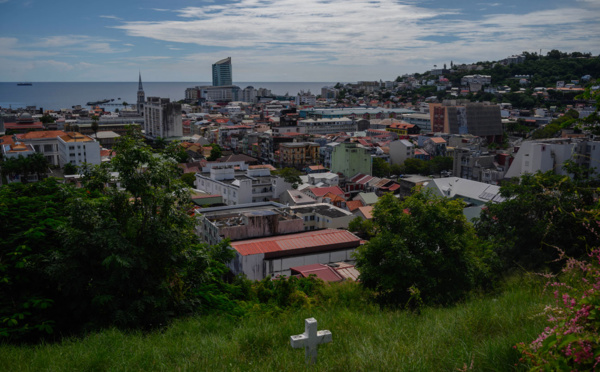 Violence en Martinique : la Russie juge que la France n'a pas achevé la "décolonisation"
