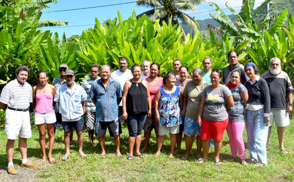 Municipales Papara : Présentation de la liste "Tapura Amui no Papara" menée par Michel Snow
