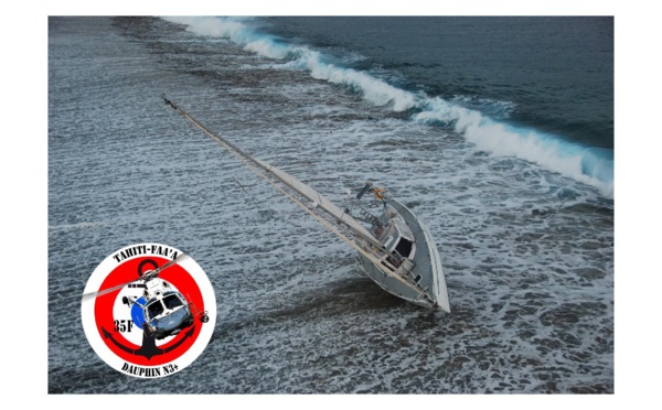 Un voilier s'échoue à Taha'a, un homme de 70 ans sauvé par hélitreuillage