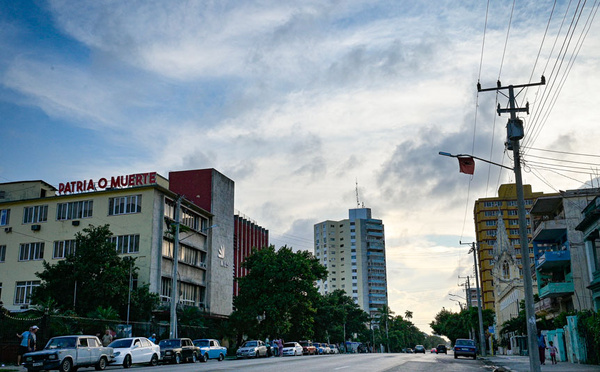 Cuba se prépare à l'arrivée de Rafael qui pourrait devenir un ouragan "majeur"
