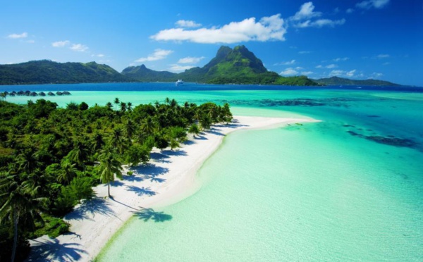 Bora : Une ado de 17 ans violée dans les toilettes publiques de la plage Matira