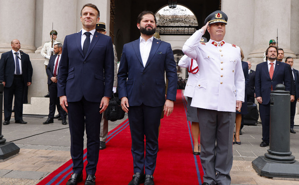 Macron au Chili, son contre-modèle à l'heure de la contestation de l'accord UE-Mercosur