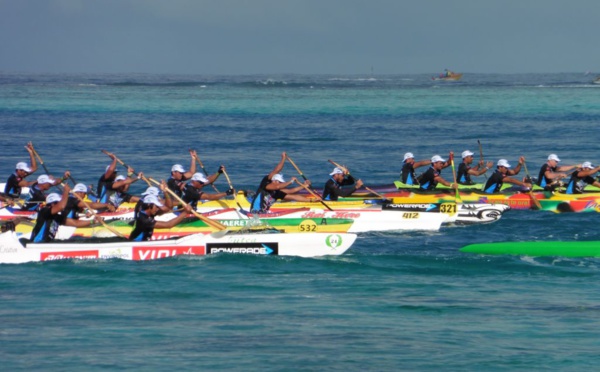 Hawaiki Nui va'a: le départ de la course en images ( diaporama)