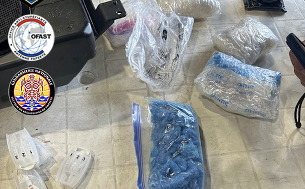 Première saisie de "blue" ice au Fenua