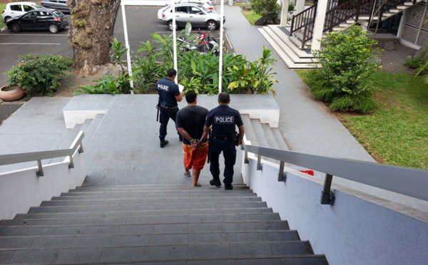 Ils agressaient les passants la nuit à Papeete pour les dépouiller : 1 an et 3 ans de prison ferme